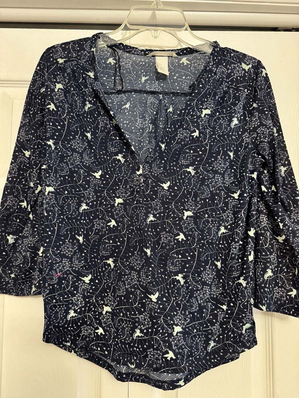 H&M Navy Blue Bird Print V-Neck Blouse Size Small